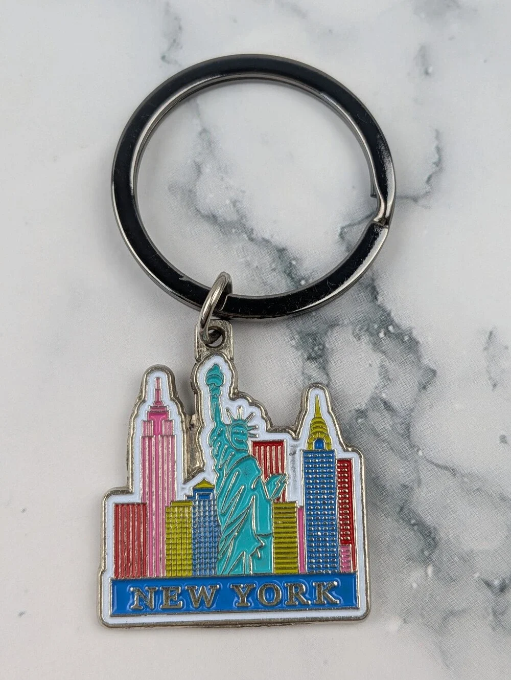 Statue of Liberty New York Skyline Keychain